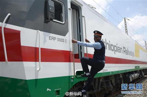 非洲首條現(xiàn)代電氣化鐵路通車 車票大亮！