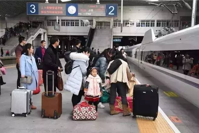 坐高鐵時,腳底下這些“地標”你能分清楚嗎?