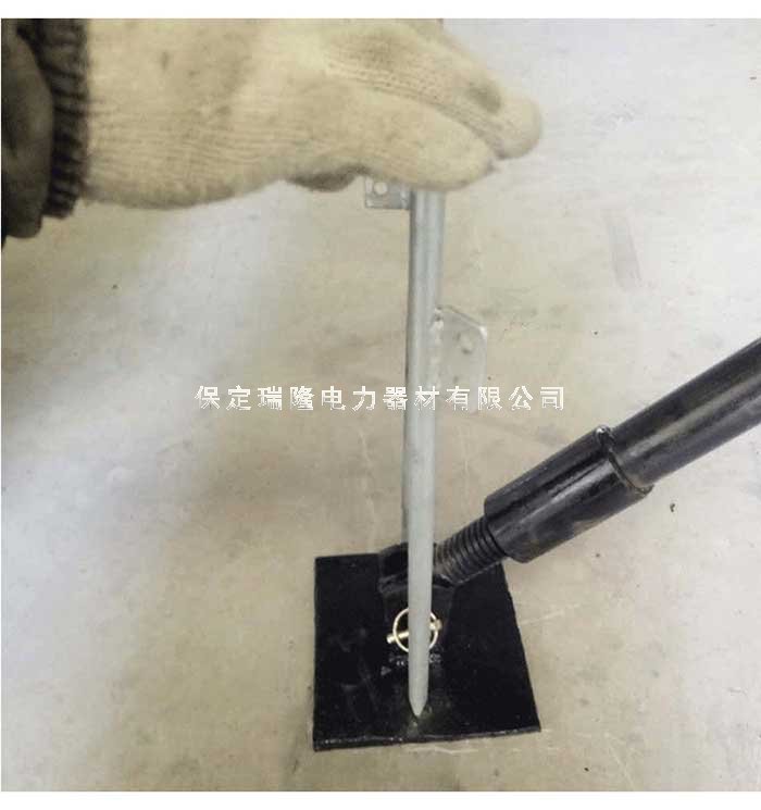 接觸網(wǎng)混凝土支柱調(diào)整器